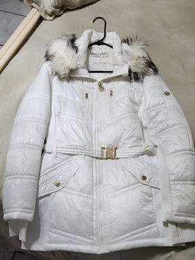 Michael Kors White Quilted Puffer Jacket with Faux Fur-Trim Hood